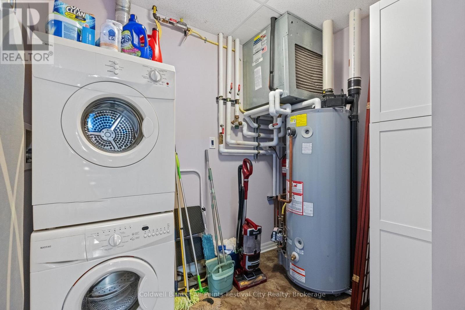206 - 35 St David Street, Goderich (Goderich (Town)), ON - Indoor Photo Showing Laundry Room