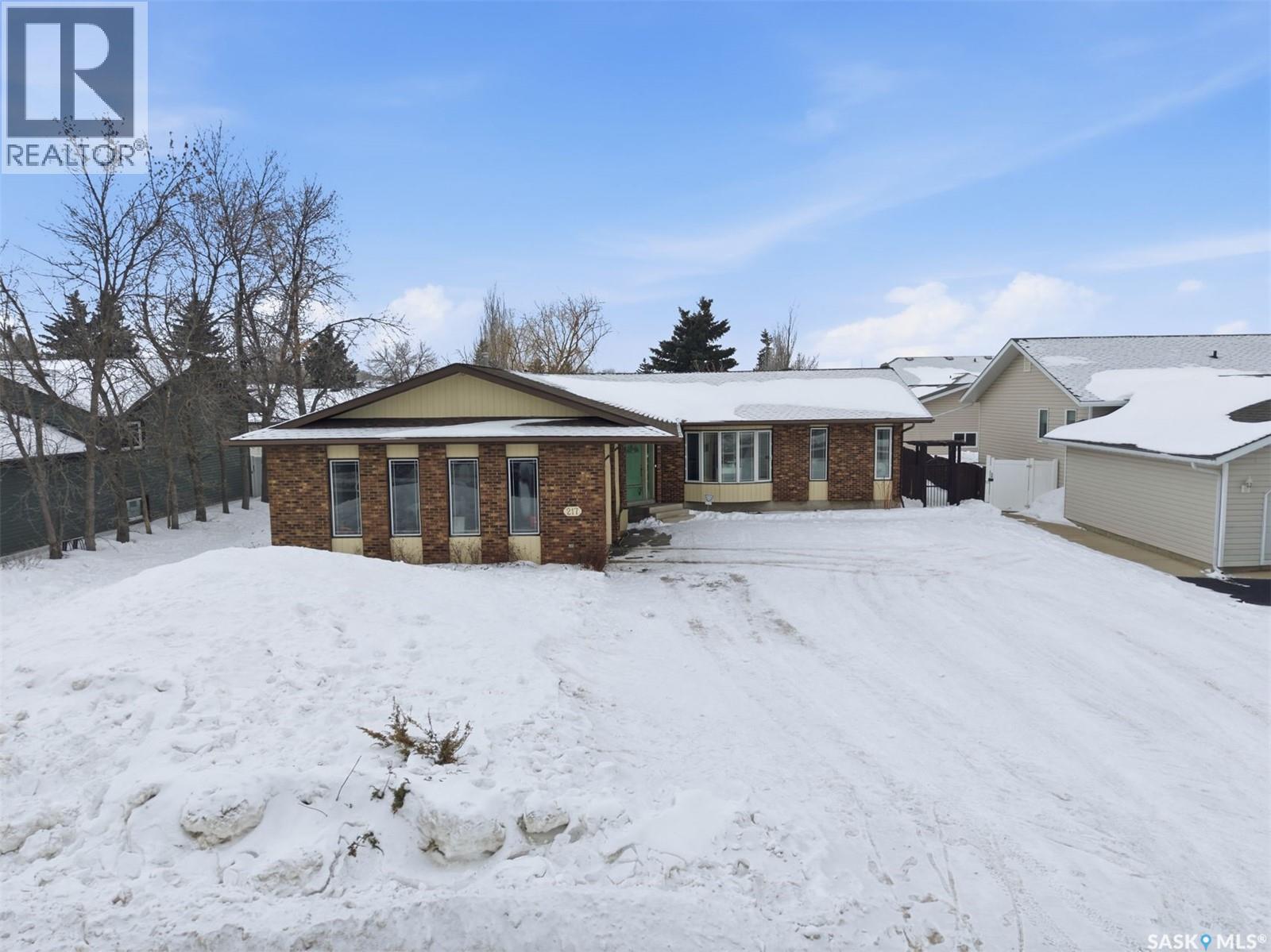 217 13Th Avenue E, Watrous, SK - Outdoor