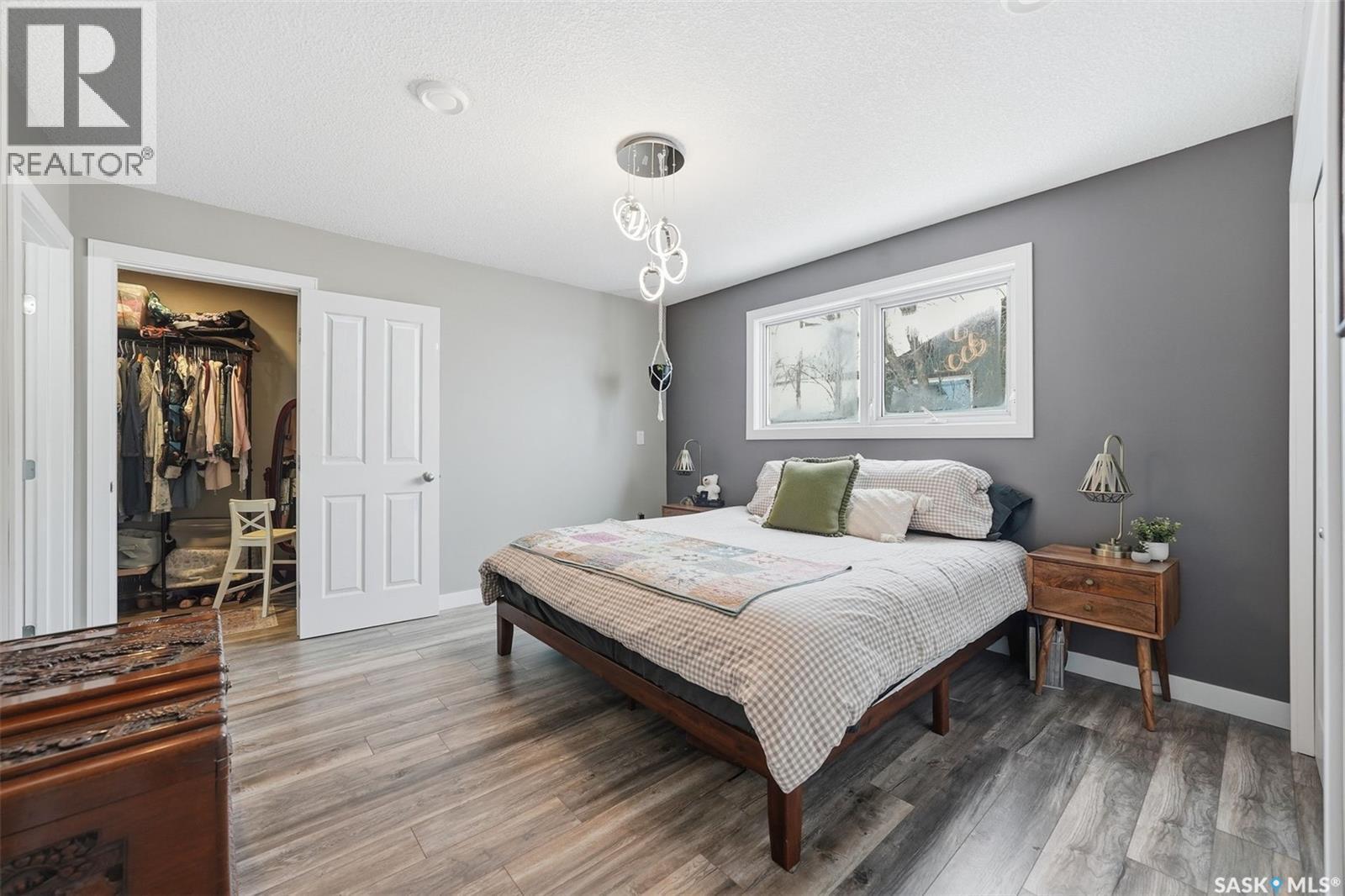 217 13Th Avenue E, Watrous, SK - Indoor Photo Showing Bedroom
