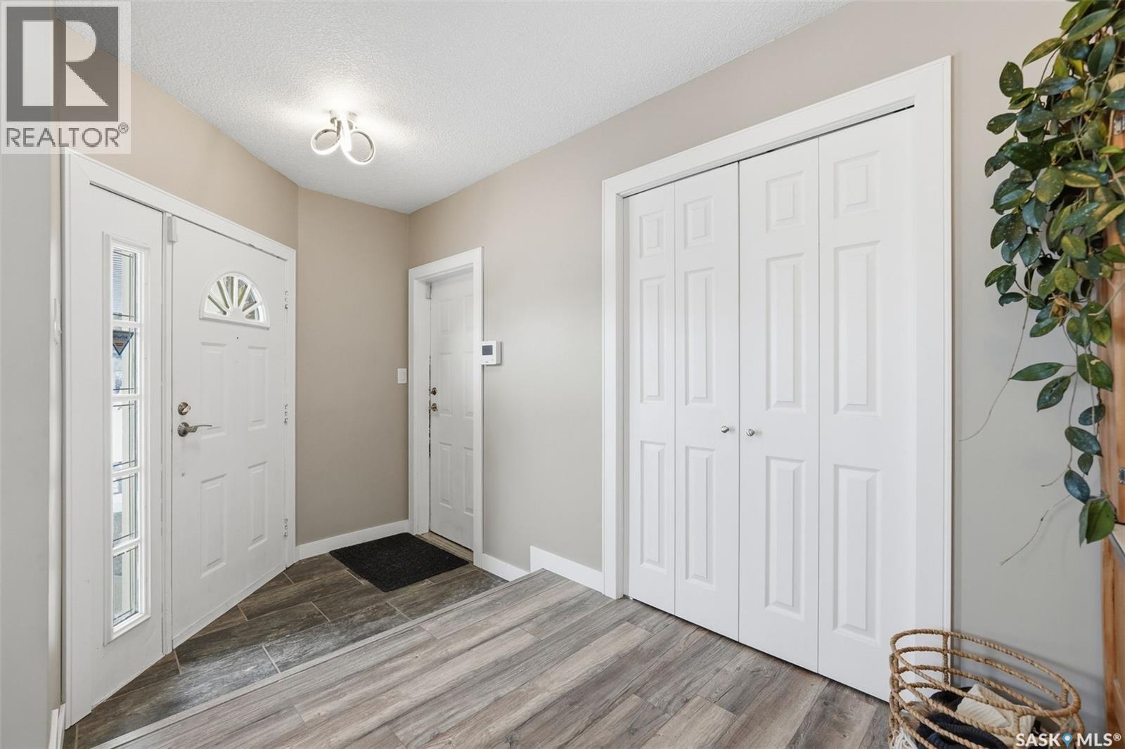 217 13Th Avenue E, Watrous, SK - Indoor Photo Showing Other Room