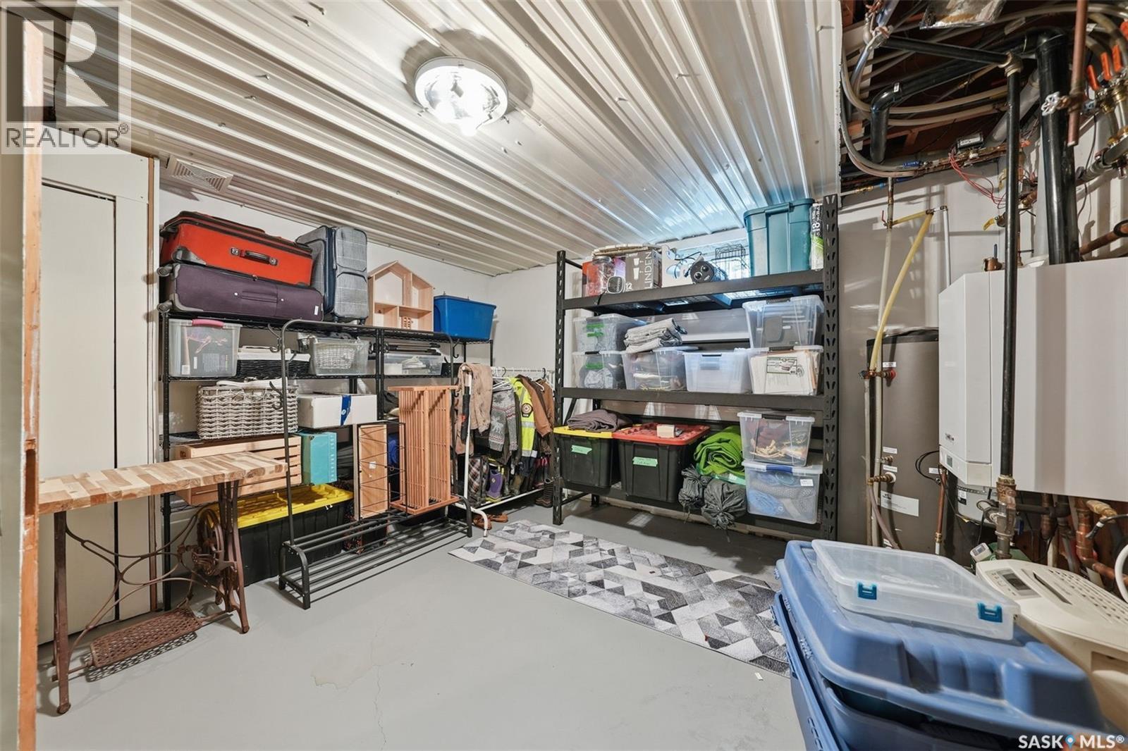 217 13Th Avenue E, Watrous, SK - Indoor