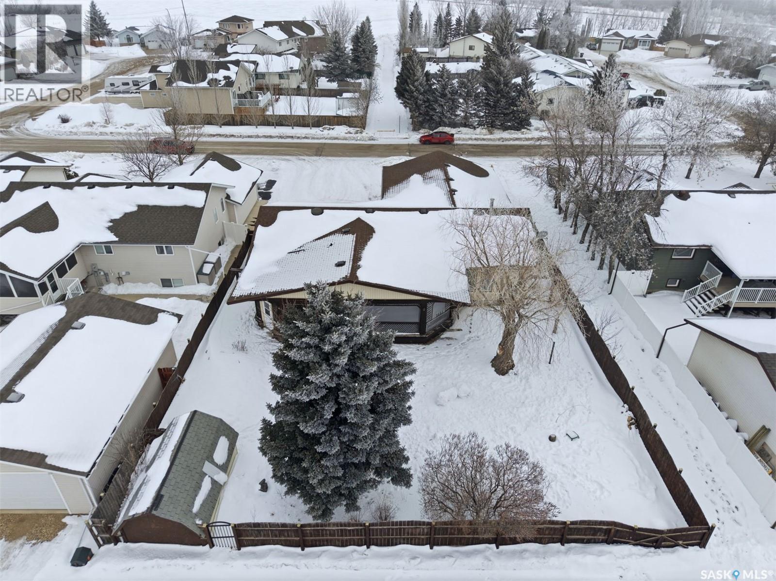 217 13Th Avenue E, Watrous, SK - Outdoor