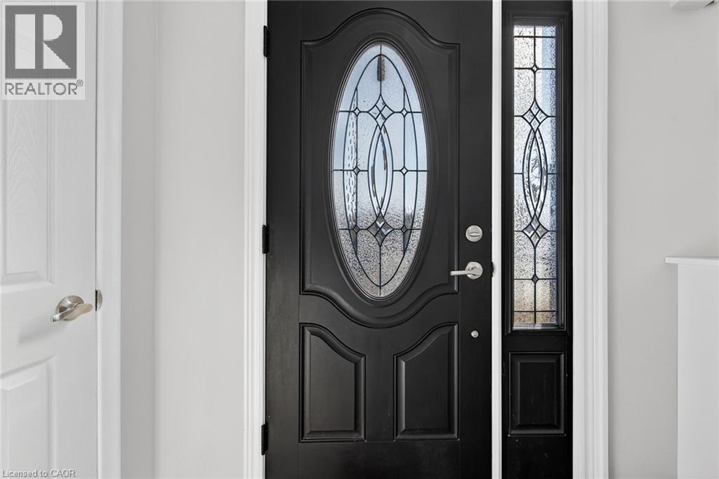 124 West 24Th Street, Hamilton, ON - Indoor Photo Showing Other Room