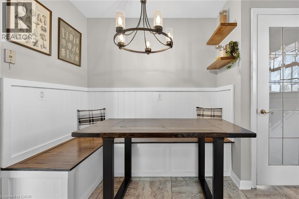 124 West 24Th Street, Hamilton, ON - Indoor Photo Showing Other Room