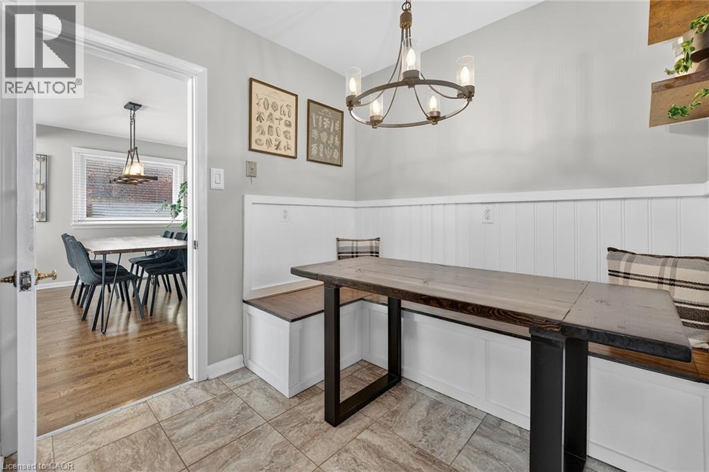 124 West 24Th Street, Hamilton, ON - Indoor