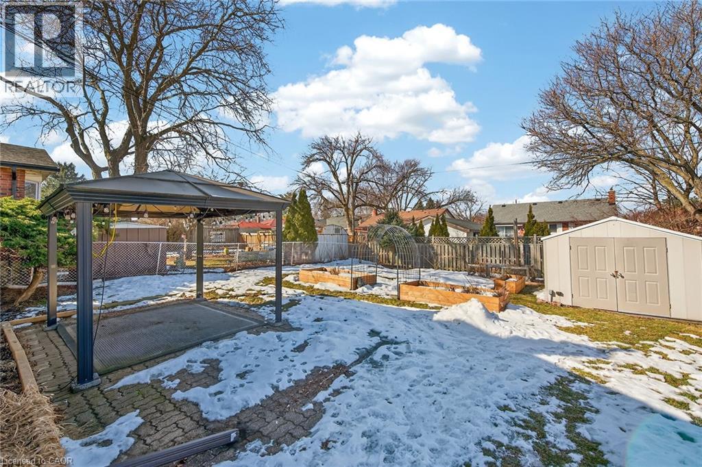 124 West 24Th Street, Hamilton, ON - Outdoor With Deck Patio Veranda