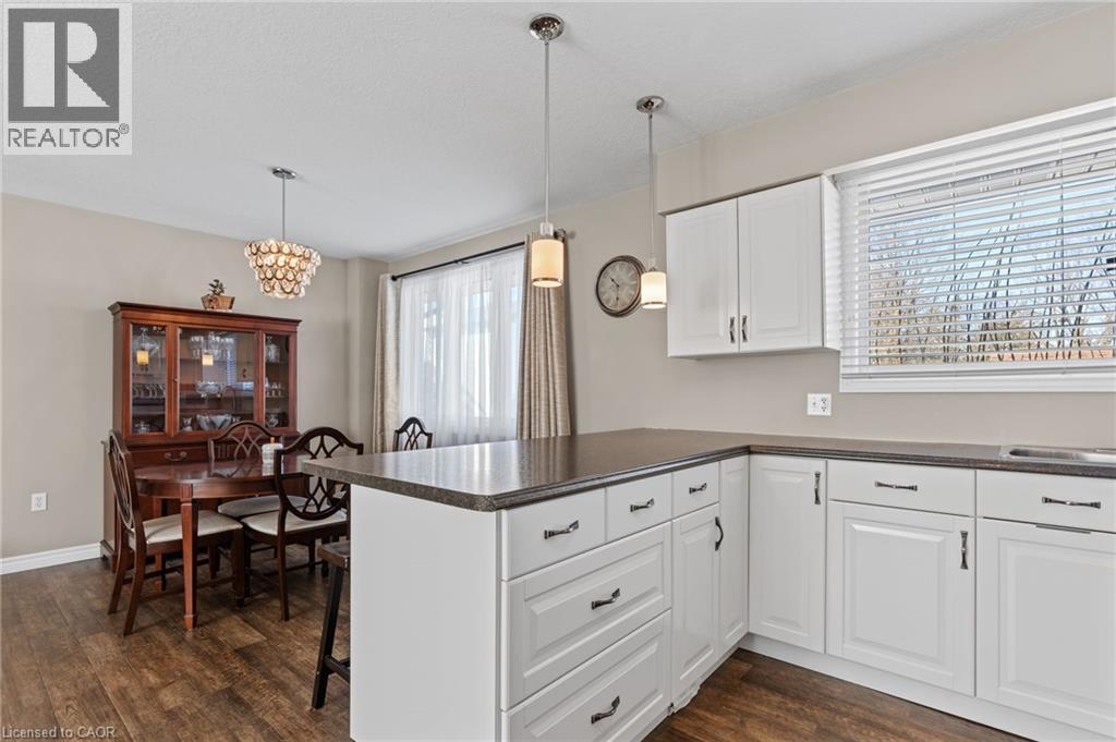 218 Arris Crescent, Mitchell, ON - Indoor