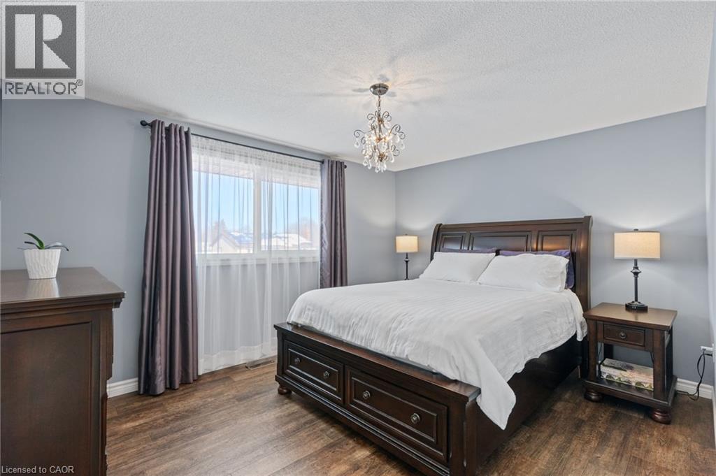 218 Arris Crescent, Mitchell, ON - Indoor Photo Showing Bedroom