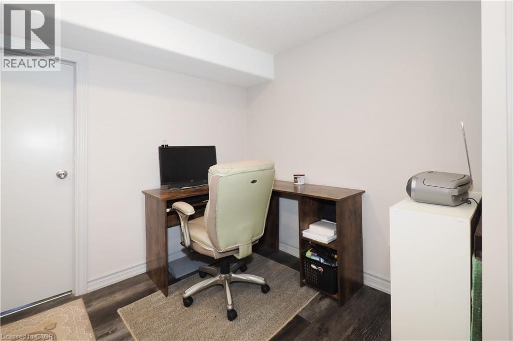 354 Blucher Boulevard, Kitchener, ON - Indoor