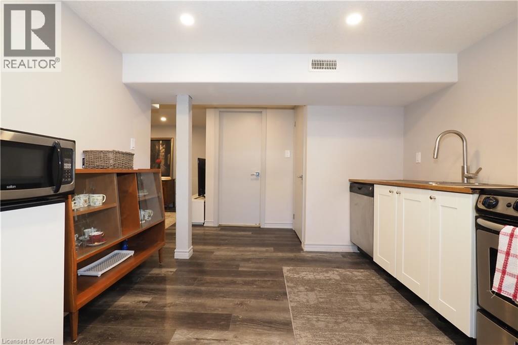 354 Blucher Boulevard, Kitchener, ON - Indoor Photo Showing Other Room