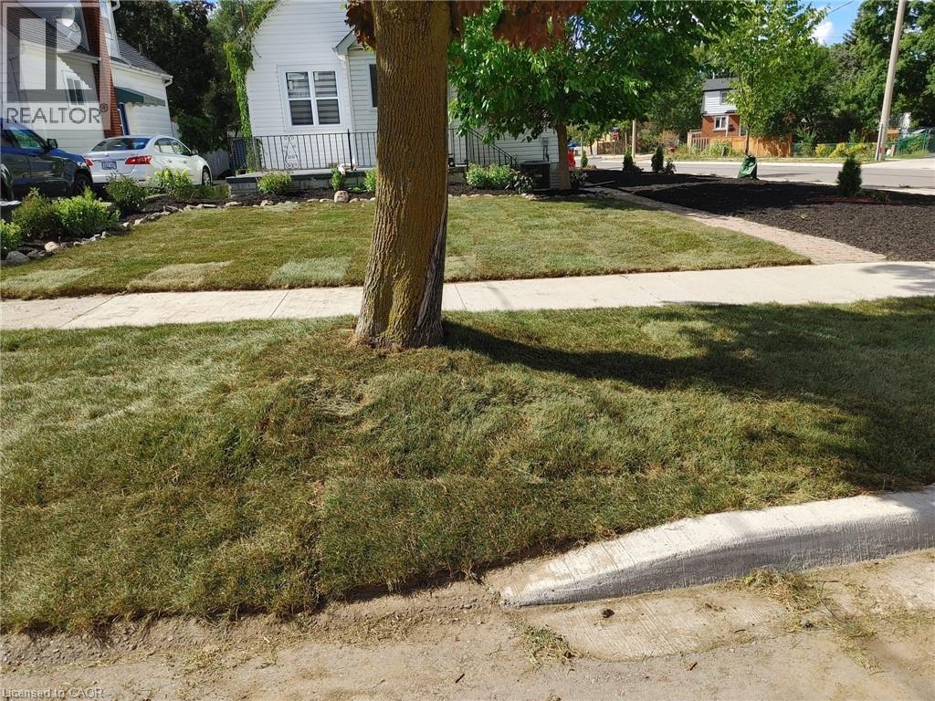 354 Blucher Boulevard, Kitchener, ON - Outdoor