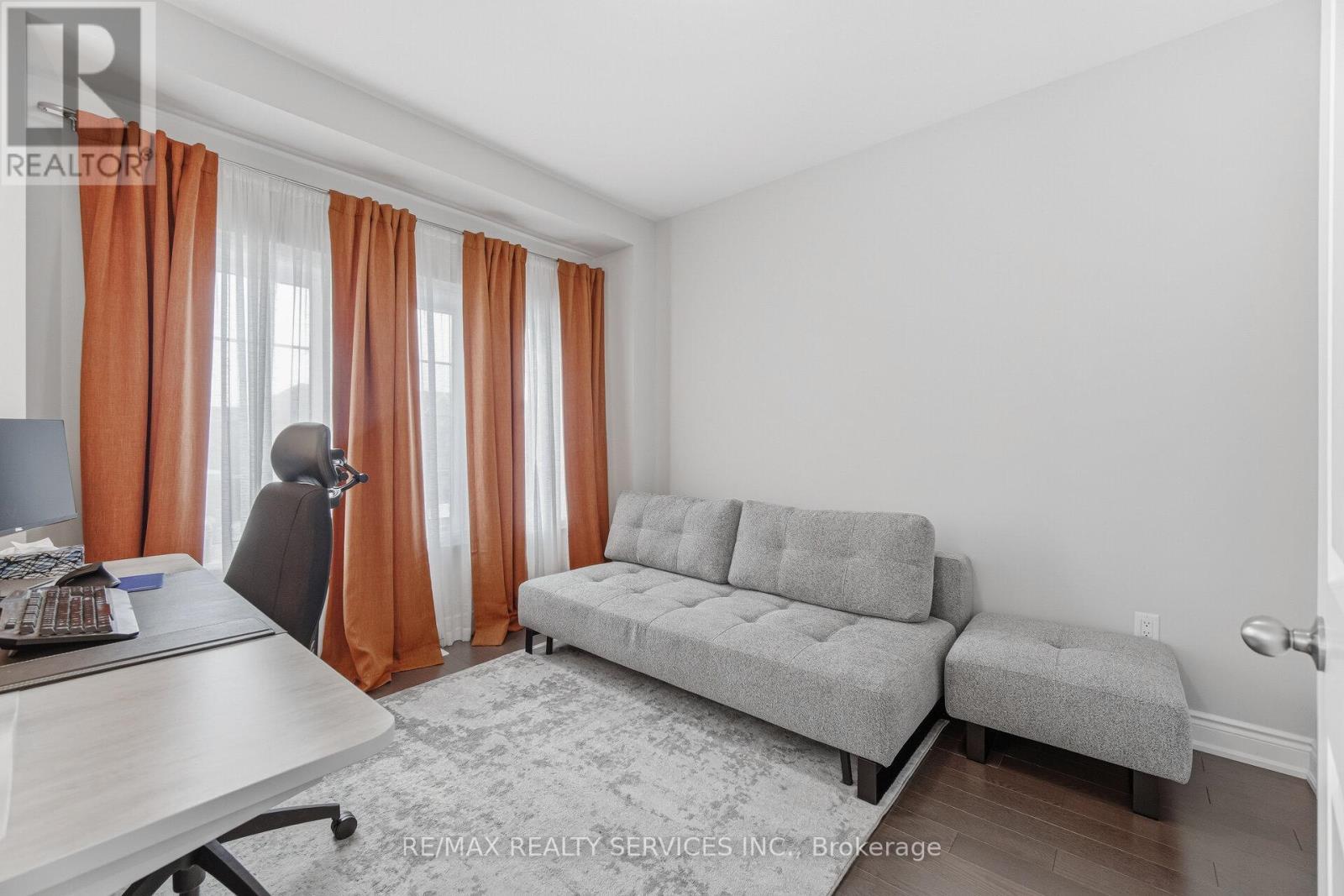 356 Clockwork Drive, Brampton, ON - Indoor