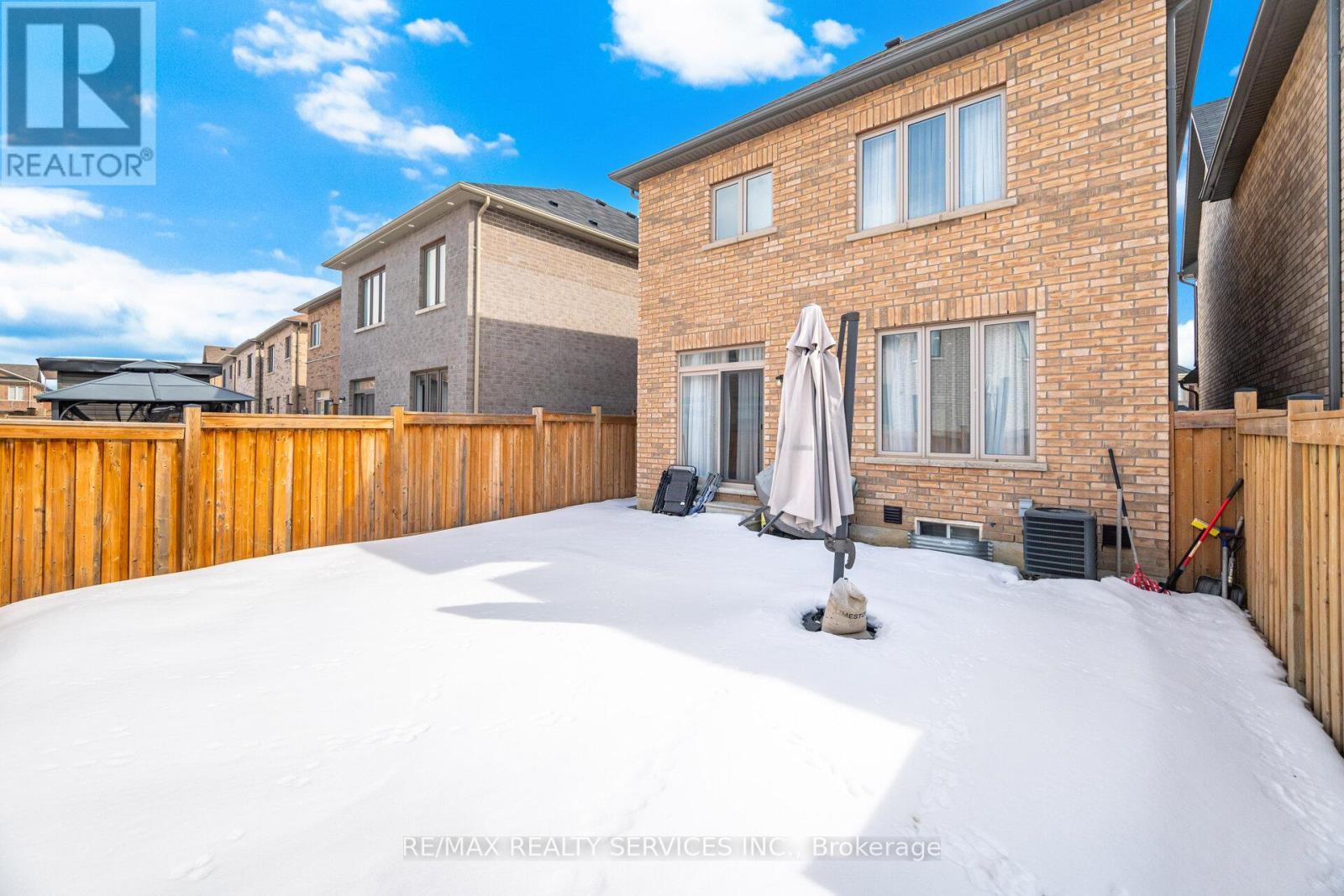 356 Clockwork Drive, Brampton, ON - Outdoor With Exterior