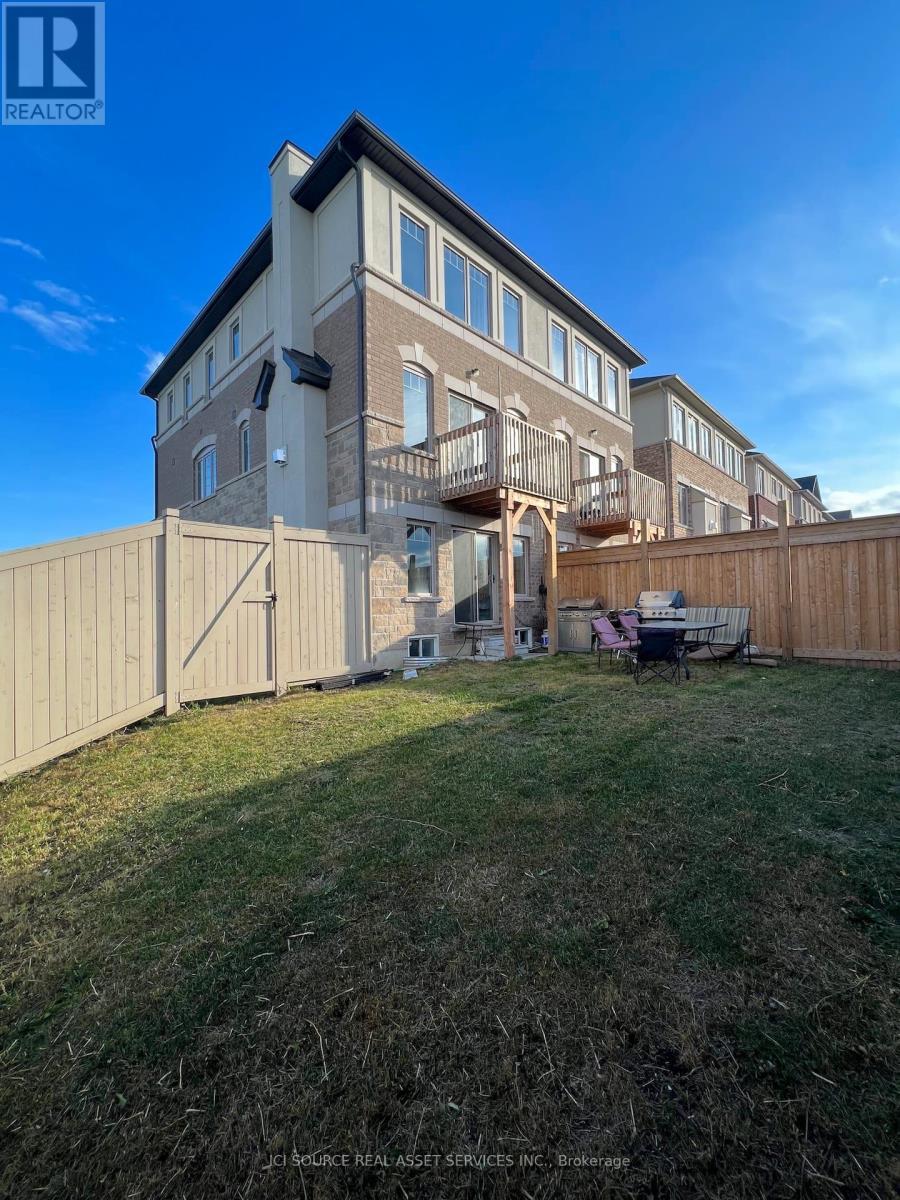 3836 Tufgar Crescent, Burlington, ON - Outdoor