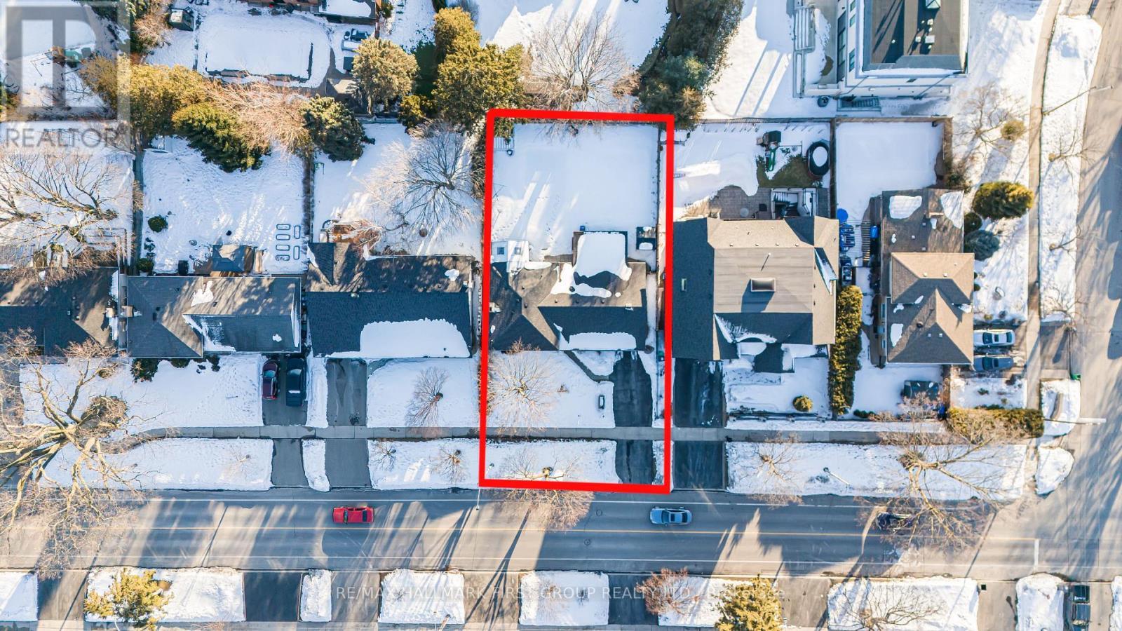 2354 Cliff Road, Mississauga, ON - With View