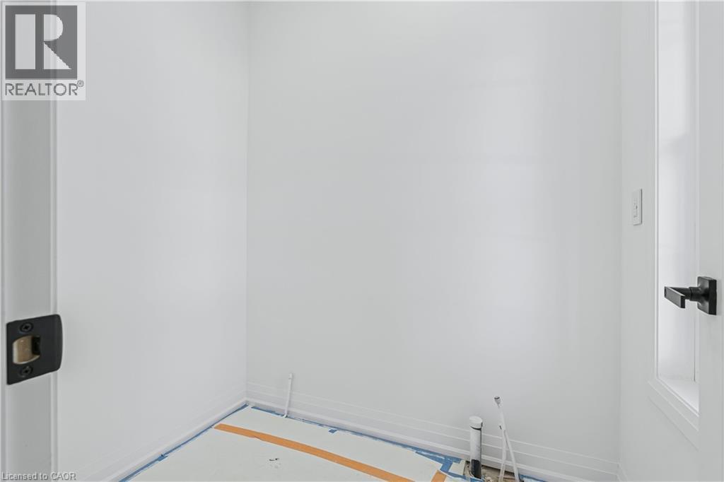 19 James Street, Georgetown, ON - Indoor Photo Showing Other Room