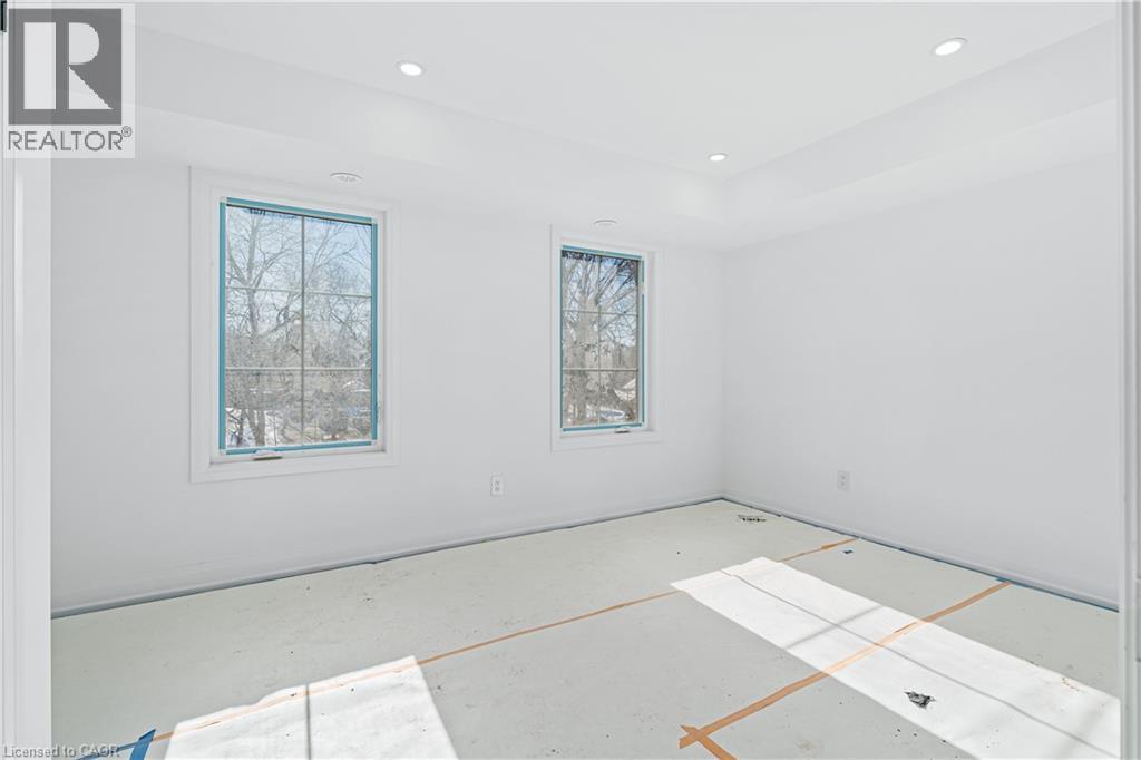 19 James Street, Georgetown, ON - Indoor Photo Showing Other Room