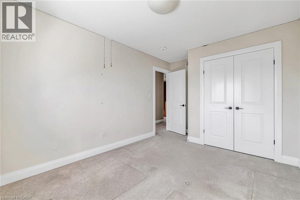 47 Pondcliffe Drive, Kitchener, ON - Indoor Photo Showing Other Room