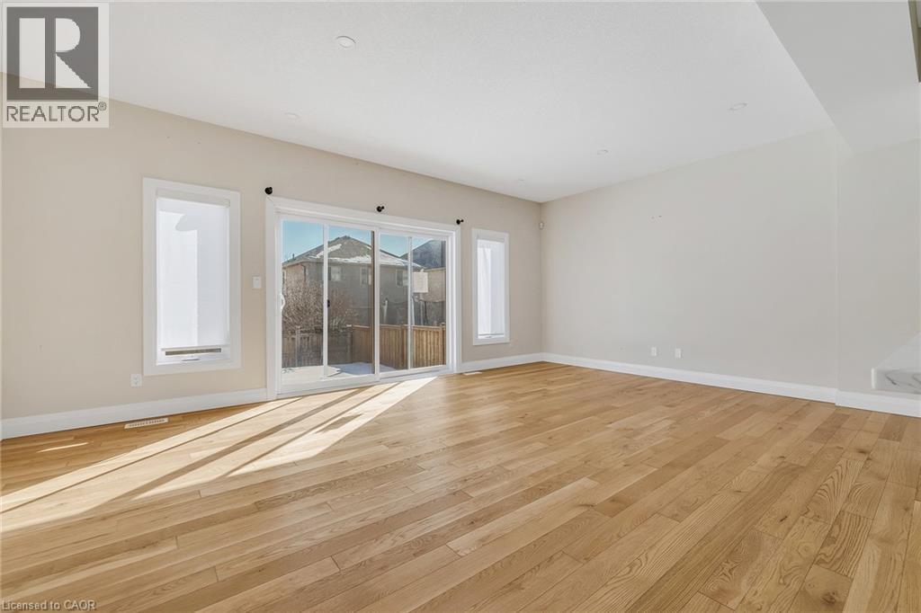 47 Pondcliffe Drive, Kitchener, ON - Indoor Photo Showing Other Room