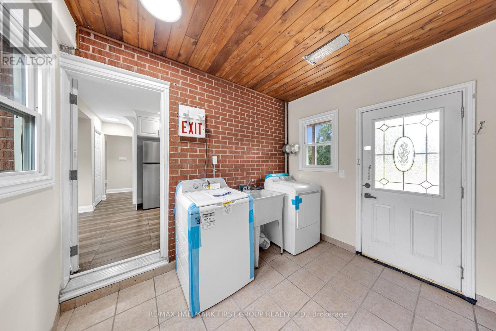 7300 Reesor Road, Markham, ON - Indoor Photo Showing Laundry Room