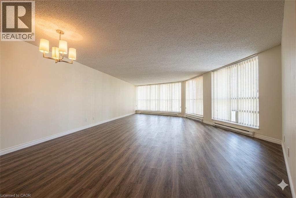 24 Marilyn Drive Unit# 101, Guelph, ON - Indoor Photo Showing Other Room
