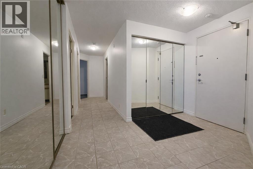 24 Marilyn Drive Unit# 101, Guelph, ON - Indoor Photo Showing Other Room
