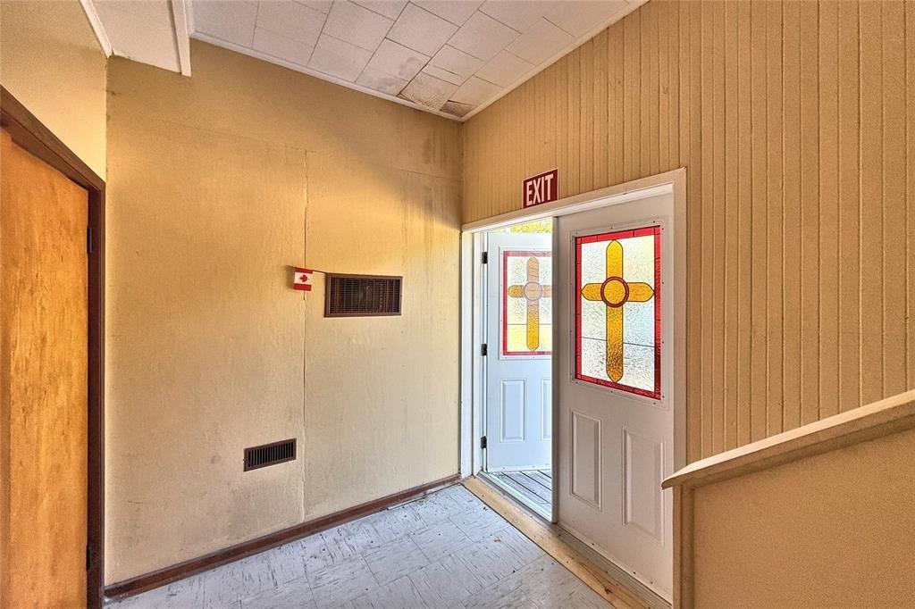 8-12 Cross Road, Bay Roberts, NL
