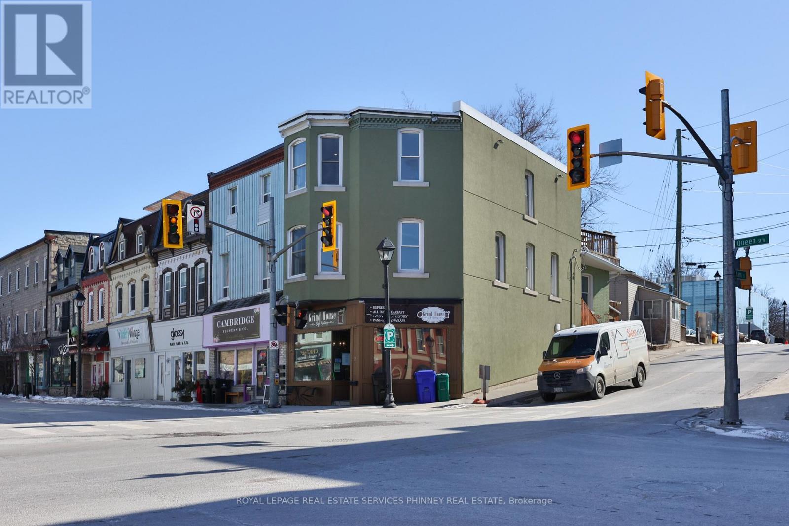 2 Queen Street E, Cambridge, ON