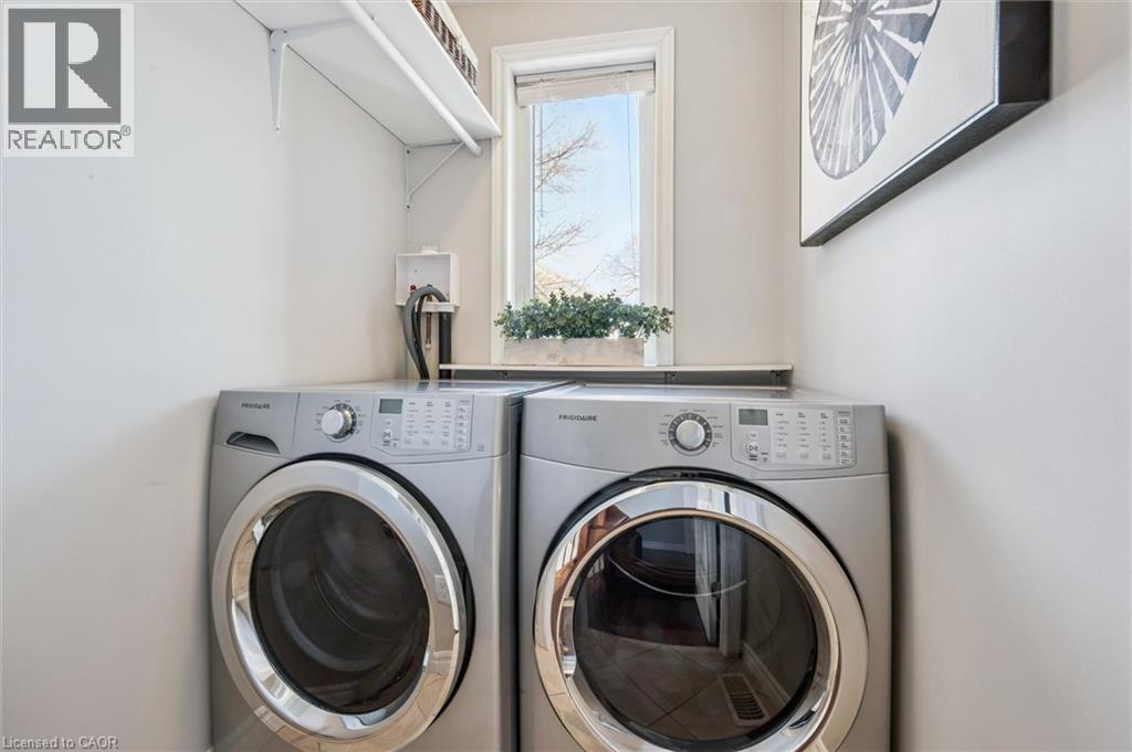 162 Esson Street, Waterloo, ON - Indoor Photo Showing Laundry Room