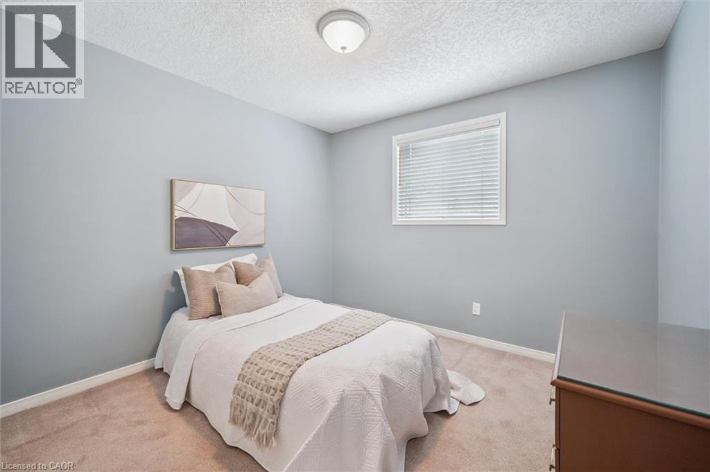656 Inglis Falls Place, Waterloo, ON - Indoor Photo Showing Bedroom