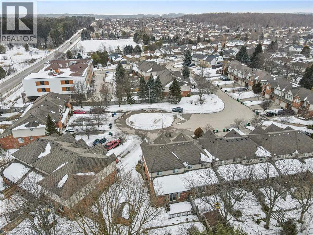 656 Inglis Falls Place, Waterloo, ON - With View