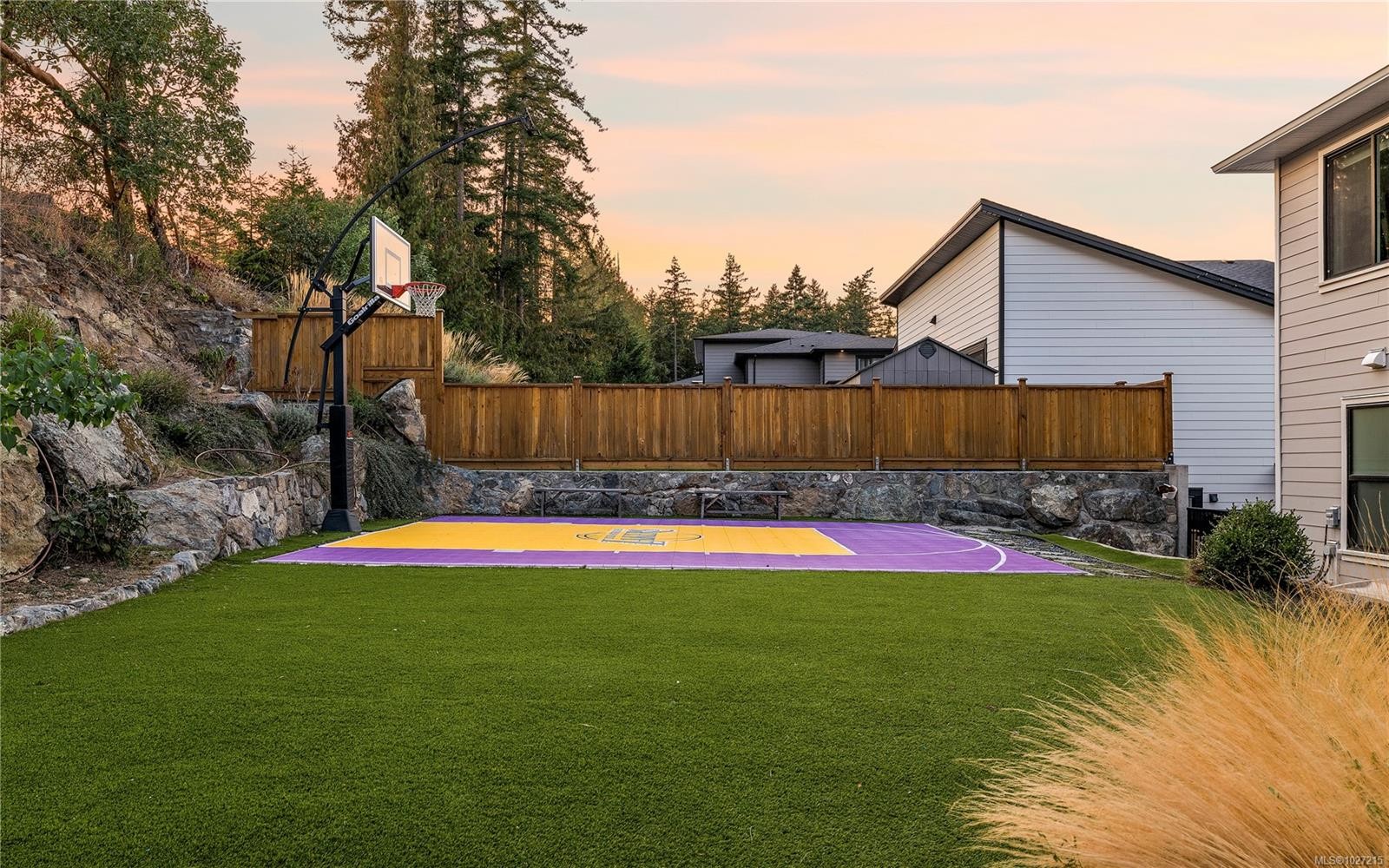 903 Greystone Pl, Langford, BC