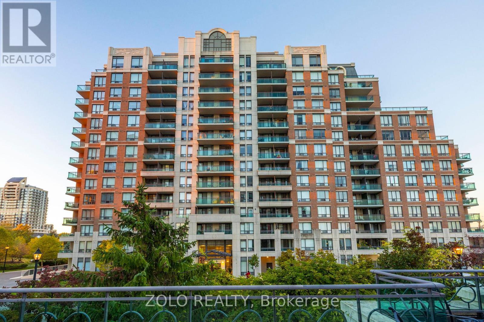 1212 - 350 Red Maple Road, Richmond Hill, ON - Outdoor With Balcony With Facade