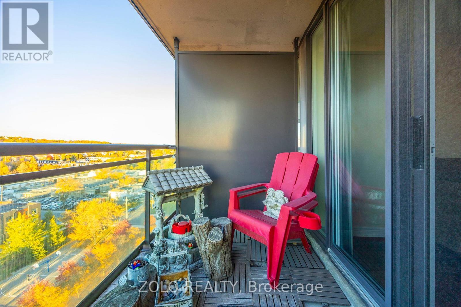 1212 - 350 Red Maple Road, Richmond Hill, ON - Outdoor