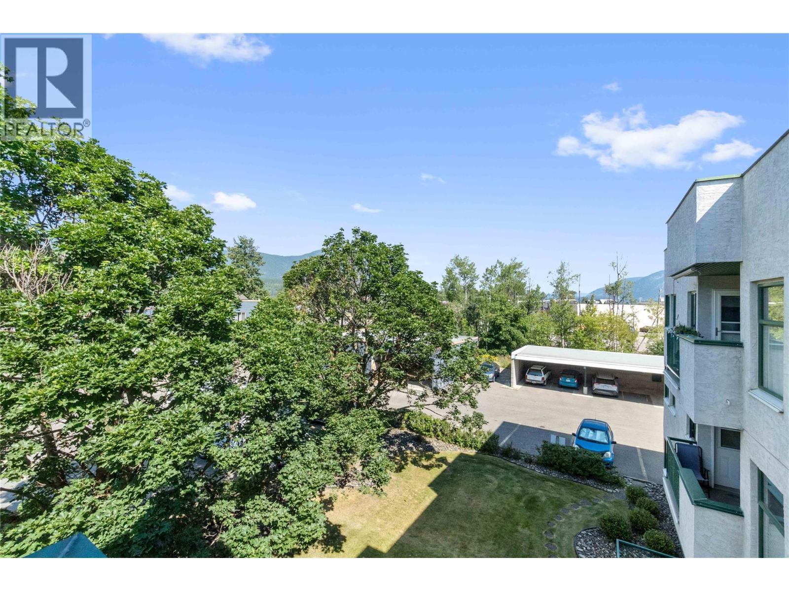 851 5 Avenue Sw Unit# 303, Salmon Arm, BC - Outdoor