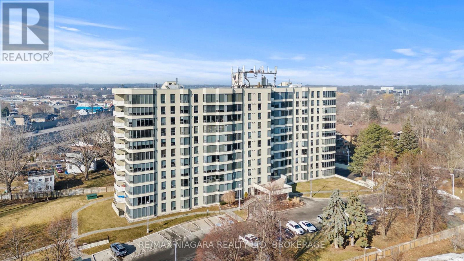 601 - 81 Scott Street, St. Catharines (Lakeport), ON - Outdoor