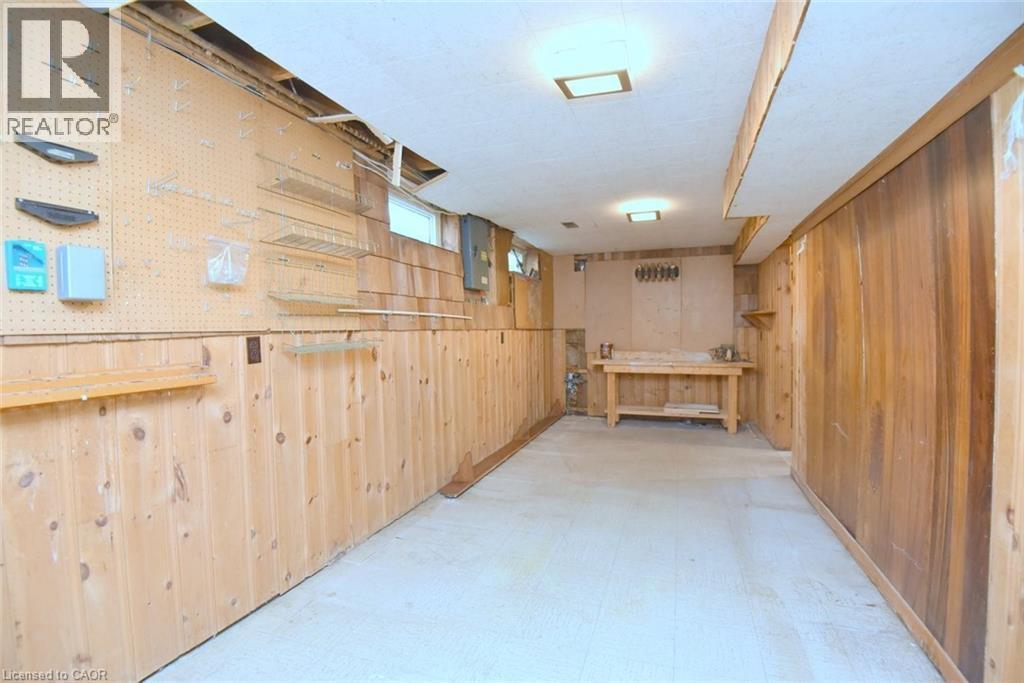 4 Bermuda Court, Hamilton, ON - Indoor