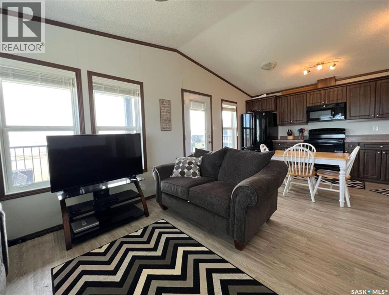 701 Pebble Drive, Webb Rm No. 138, SK - Indoor Photo Showing Living Room