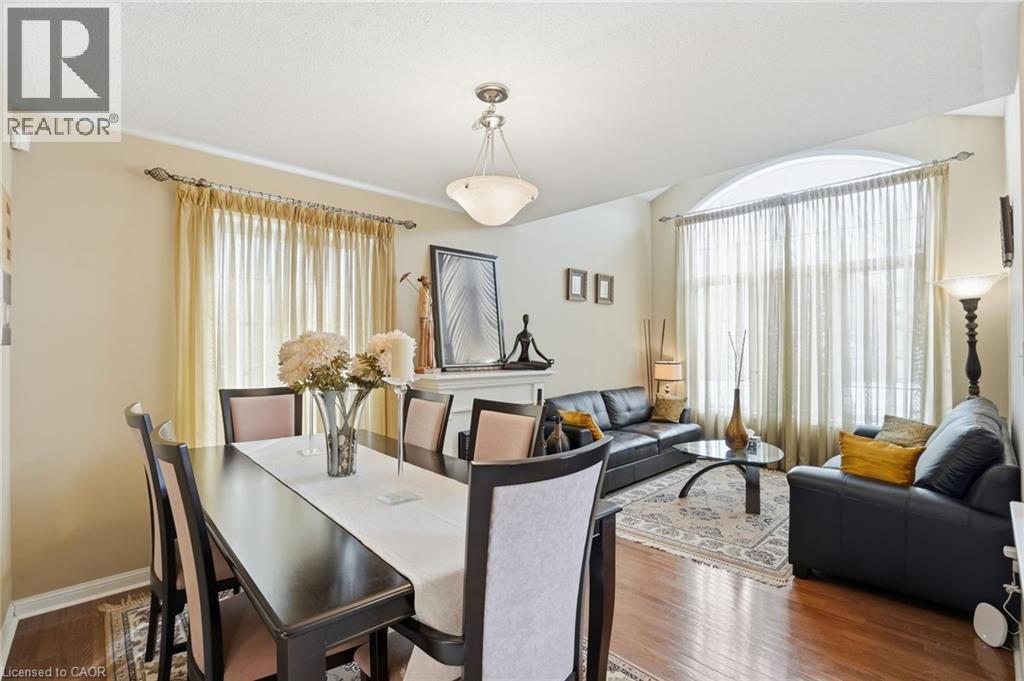 2505 Valleyridge Drive, Oakville, ON - Indoor