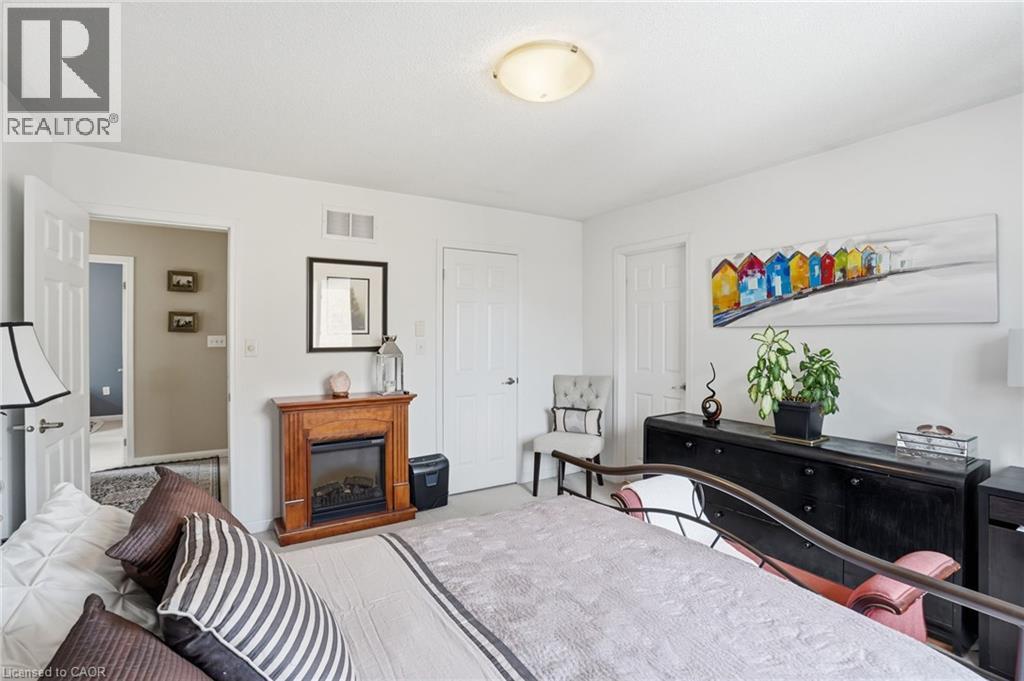 2505 Valleyridge Drive, Oakville, ON - Indoor With Fireplace