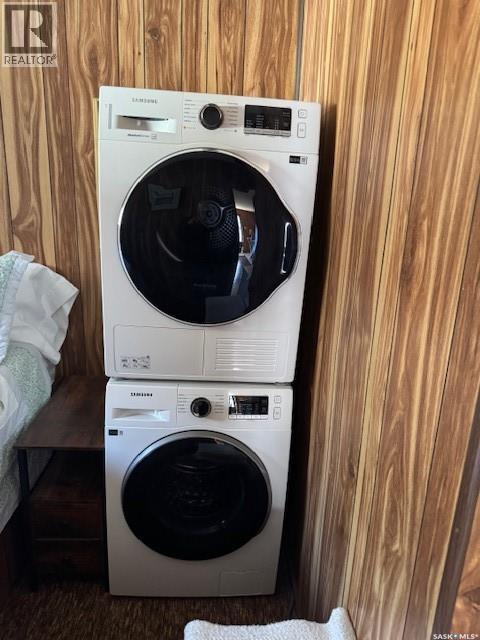 2108 Spruce Crescent, Turtle View, SK - Indoor Photo Showing Laundry Room