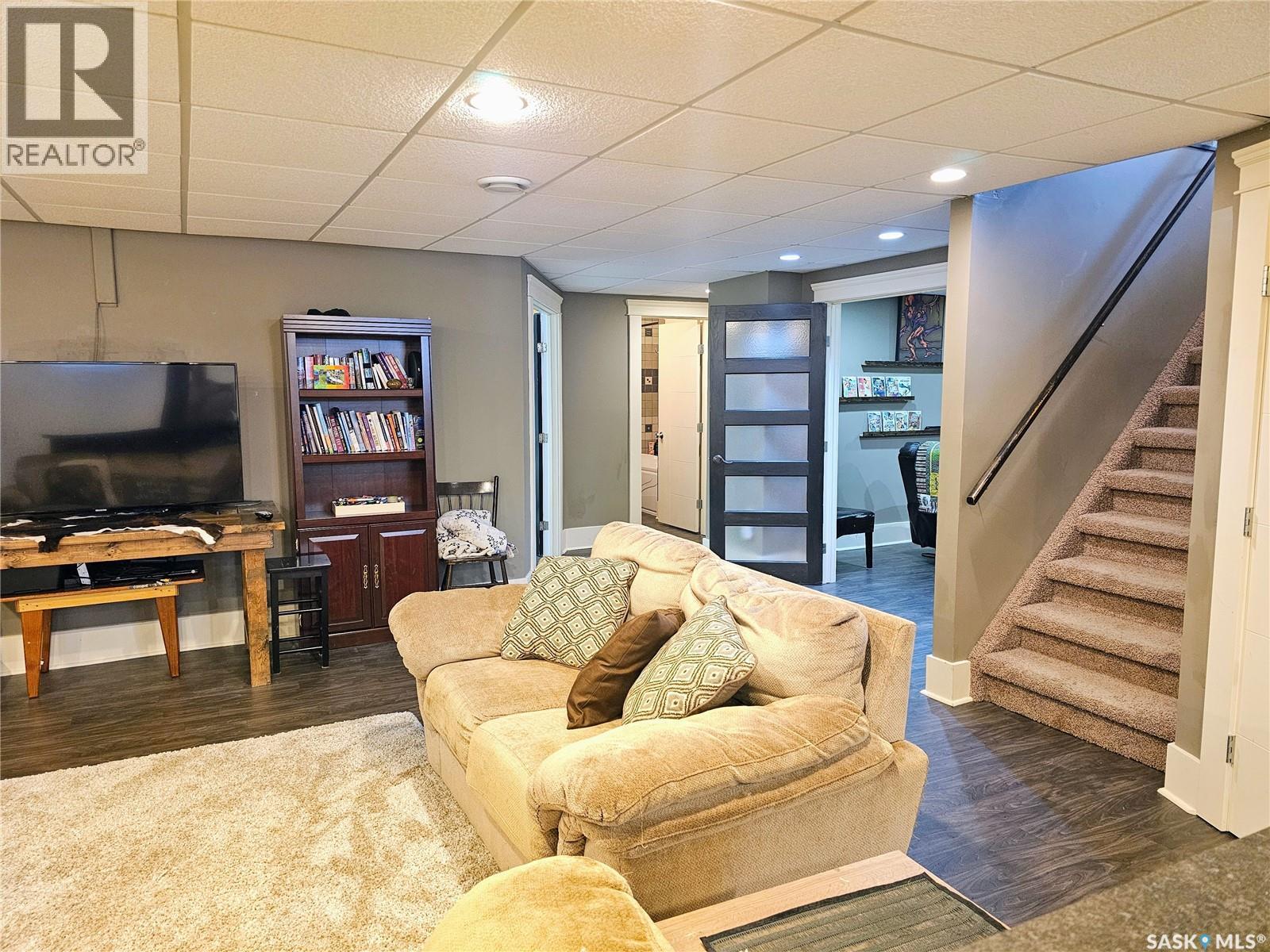 26 Barnes Crescent, Humboldt, SK - Indoor Photo Showing Living Room
