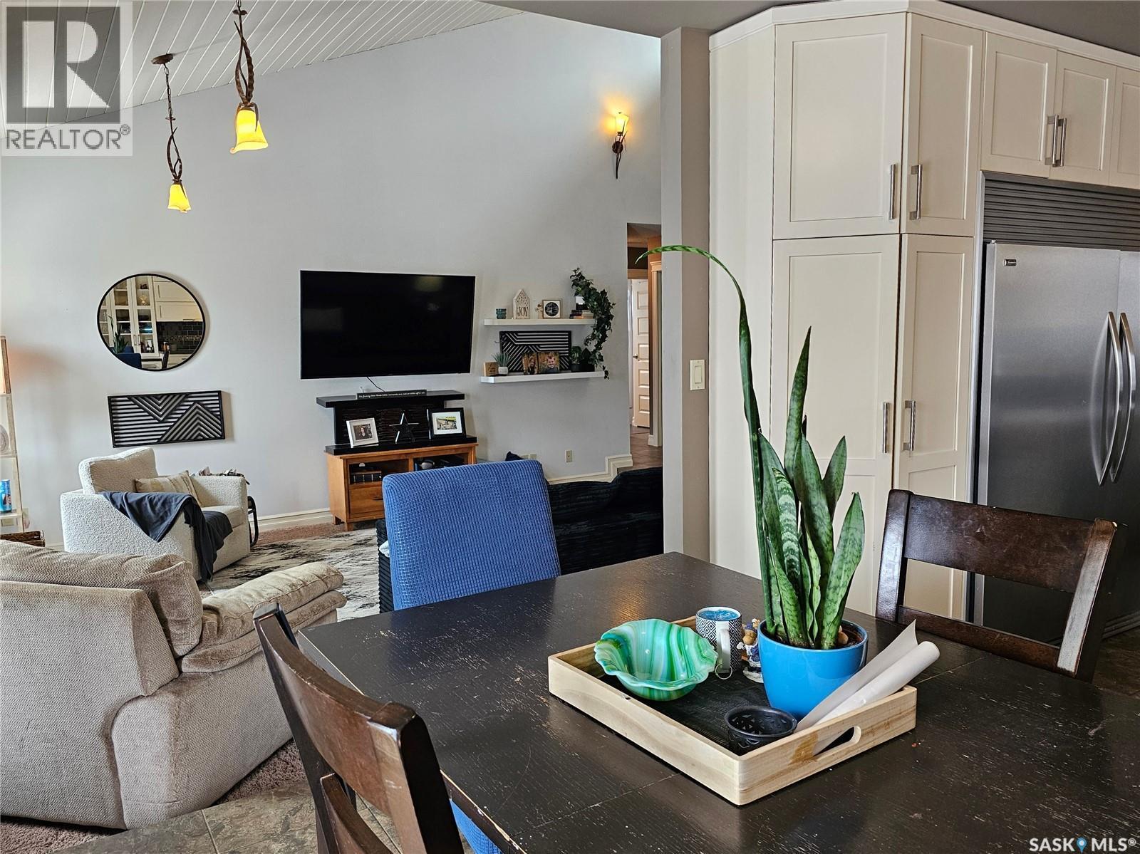 26 Barnes Crescent, Humboldt, SK - Indoor