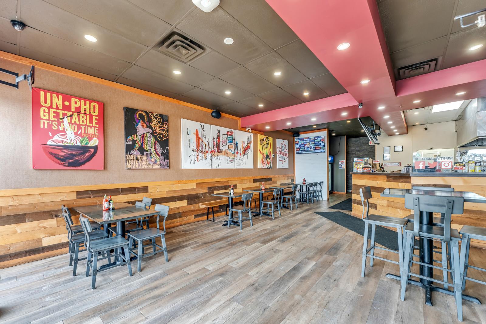 392 St Albert Trl, St. Albert, AB