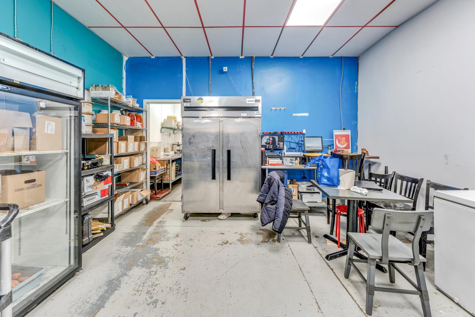 392 St Albert Trl, St. Albert, AB