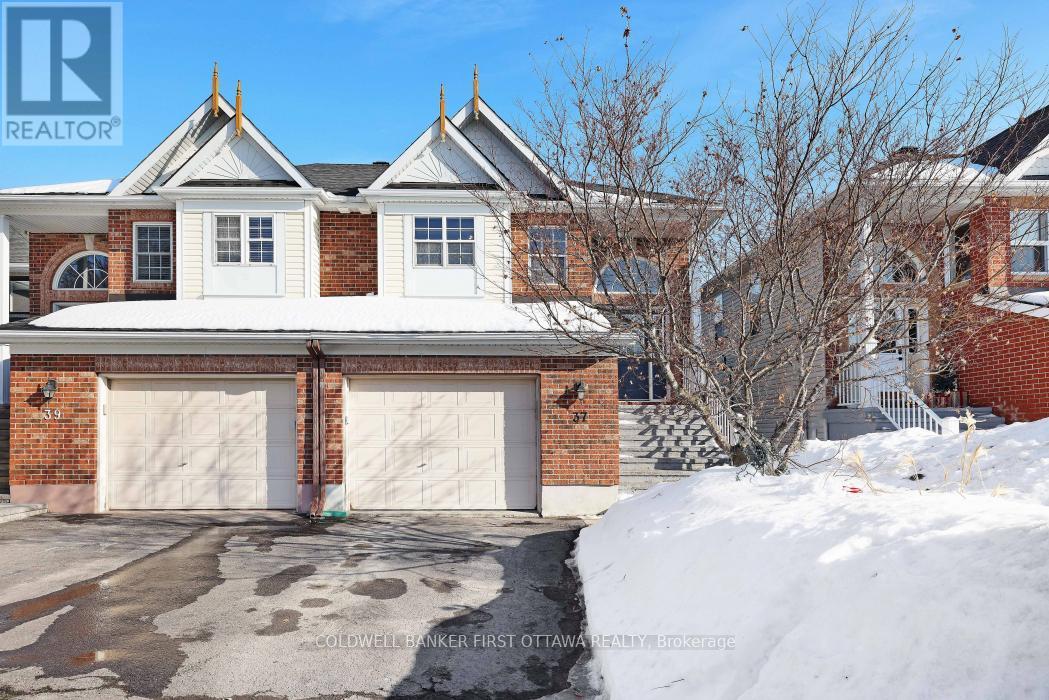 37 Boulder Way, Ottawa, ON - Outdoor