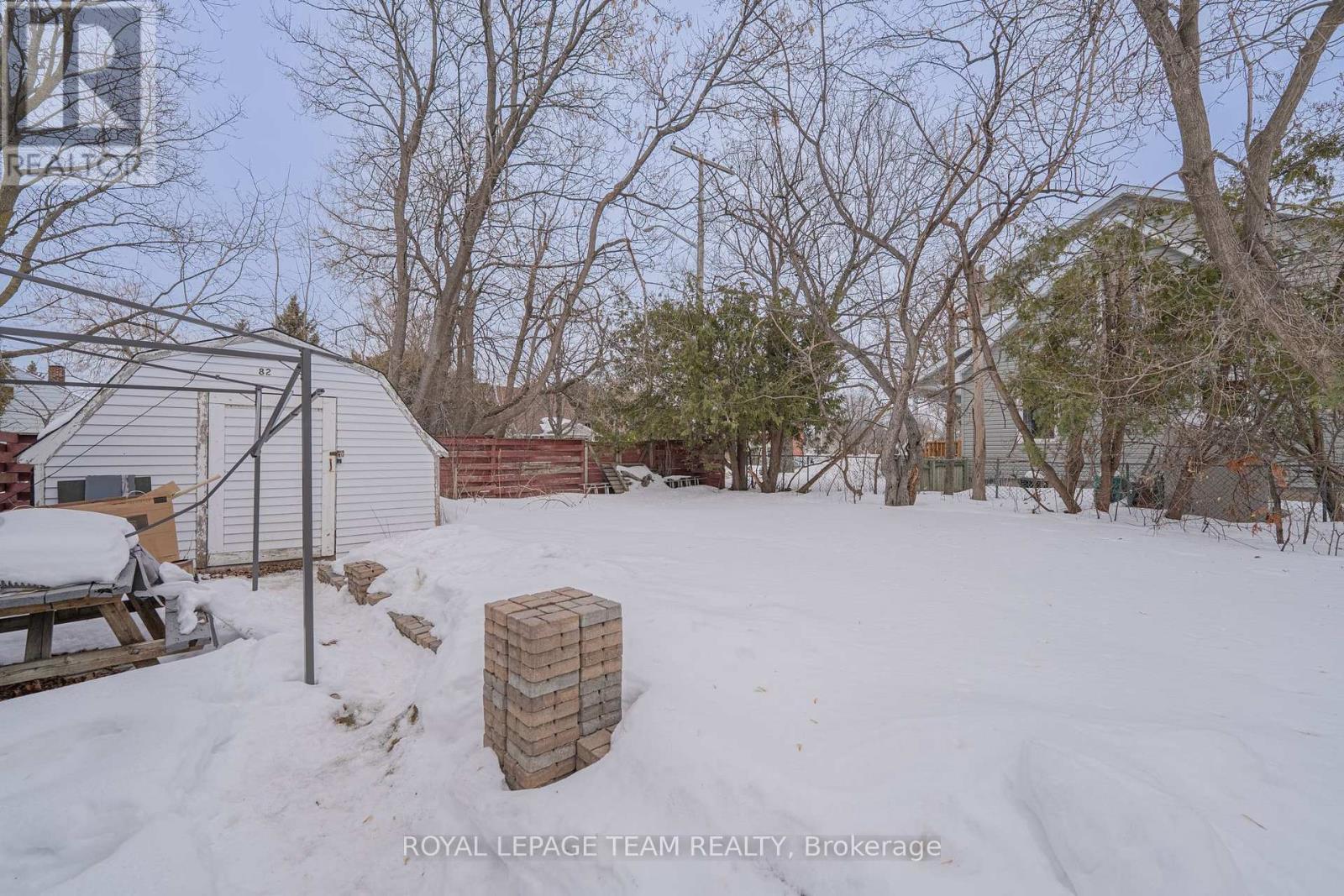 951 Merivale Road, Ottawa, ON - Outdoor