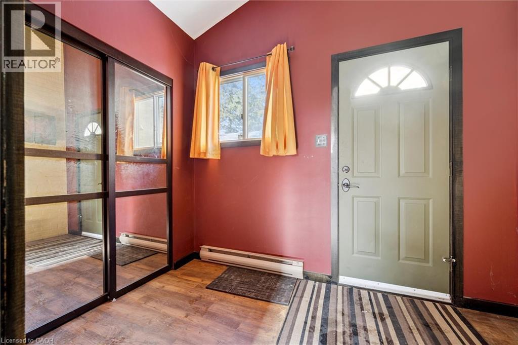 98 William Street W, Waterloo, ON - Indoor Photo Showing Other Room