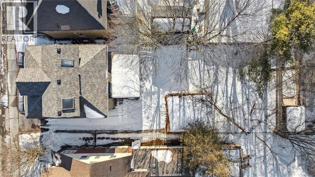 98 William Street W, Waterloo, ON - Outdoor