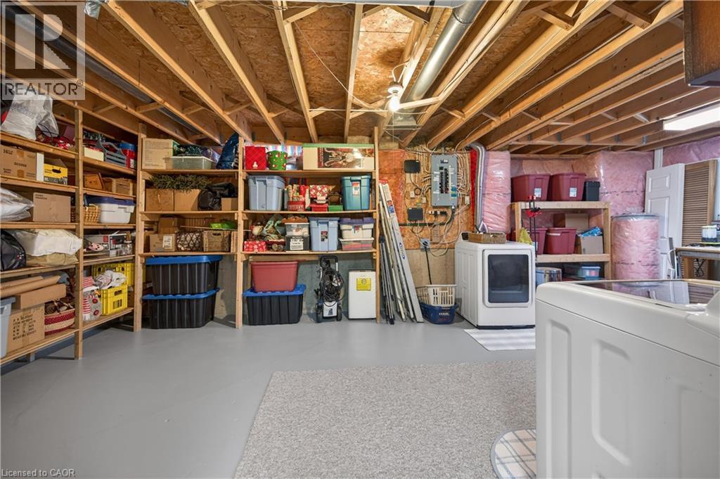 35 Highland Boulevard, Caledonia, ON - Indoor